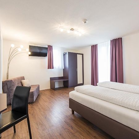 Hotel Engel Еметен Екстериор снимка