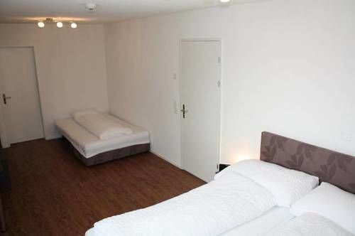 Hotel Engel Еметен Екстериор снимка