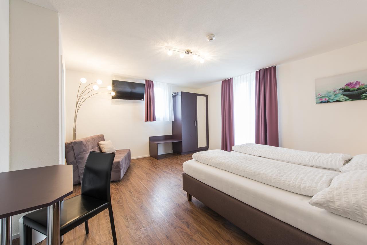 Hotel Engel Еметен Екстериор снимка